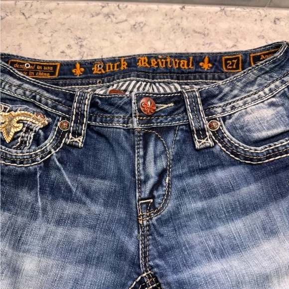 Rock Revival jeans size 27 Angie Capri beautiful detailing. SALE PRICE - Picture 4 of 11